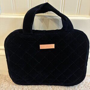 ✨New✨ SkinBetter Science Makeup & Skincare Accessory Velvet Travel Bag
